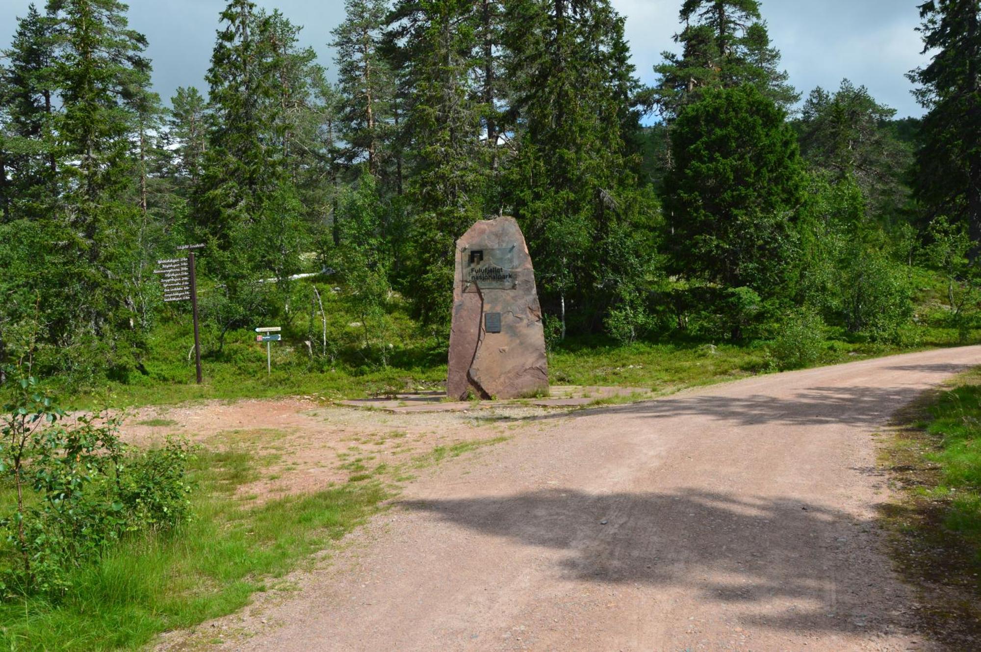 16 - Fulufjellets Nasjonalparker - Natur-, Dyre- Og Fugleopplevelser Ljørdal 外观 照片